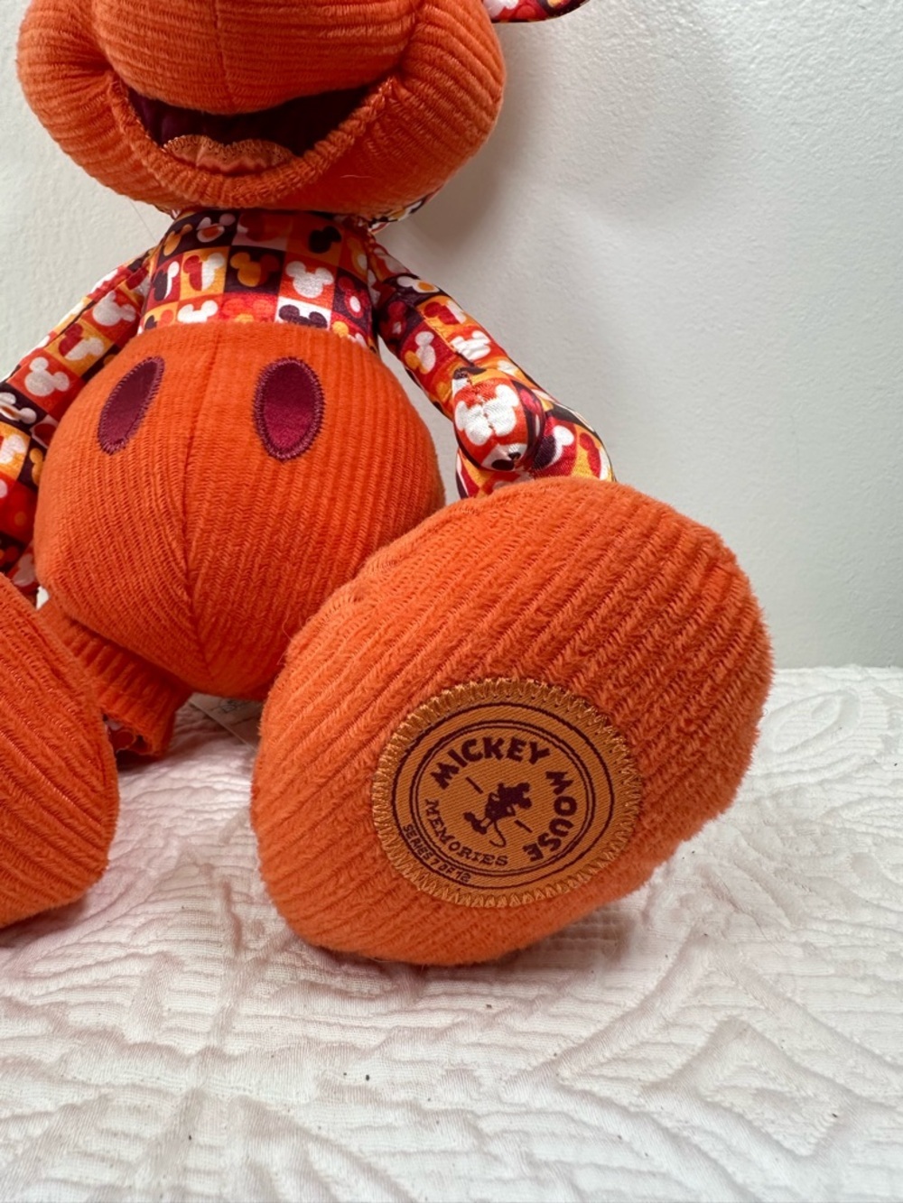 NWT Mickey Mouse Memories Plush July 7 of 12 Limited Release Collections - Picture 3 of 8